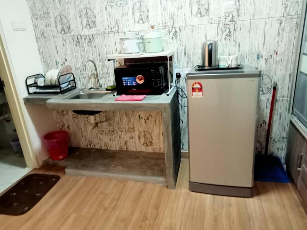Saville Cheras Studio Next To Mrt Sri Raya Station Eksteriør billede